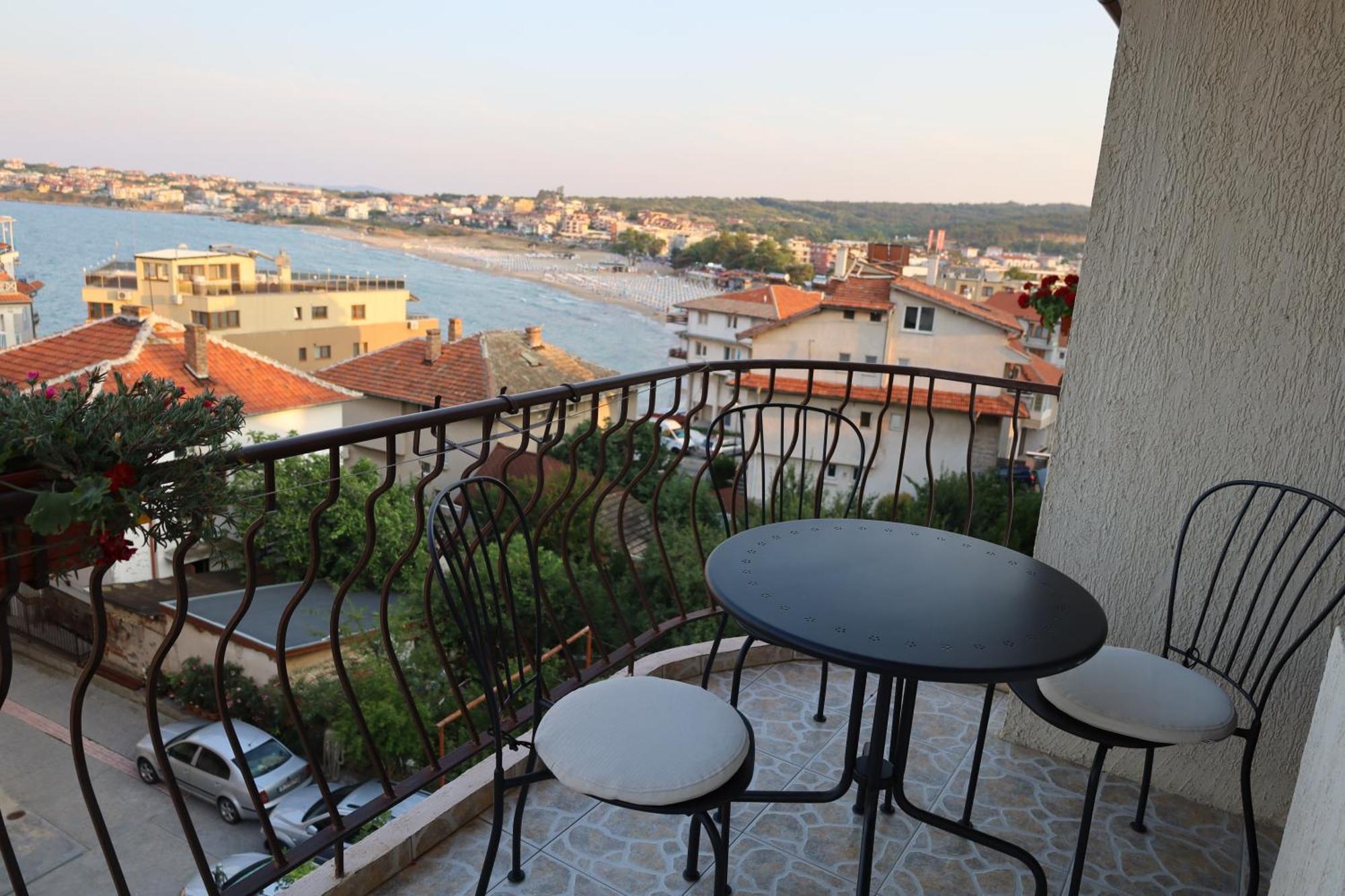 Kalina Guest Rooms Sozopol Ngoại thất bức ảnh