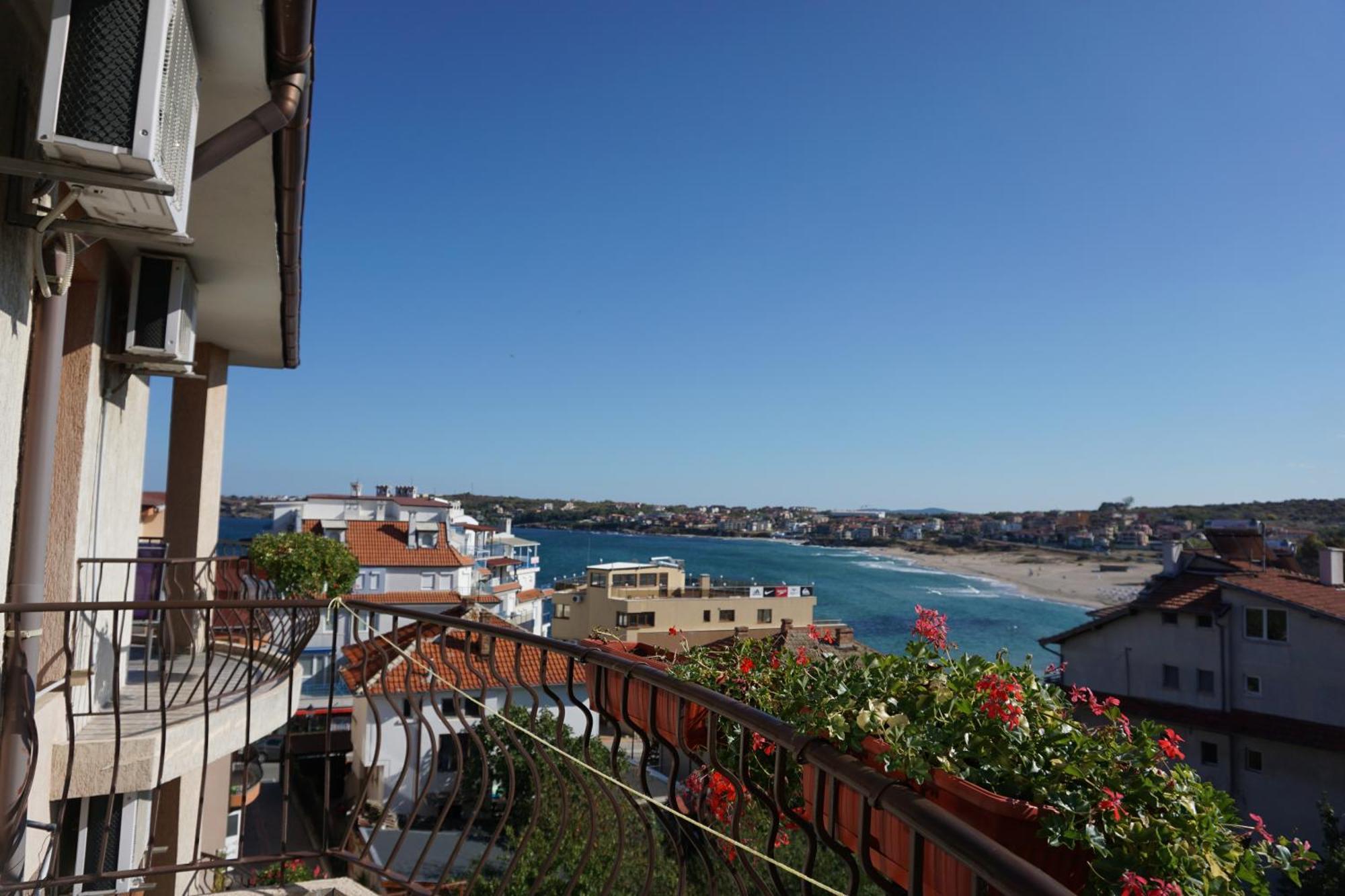 Kalina Guest Rooms Sozopol Ngoại thất bức ảnh