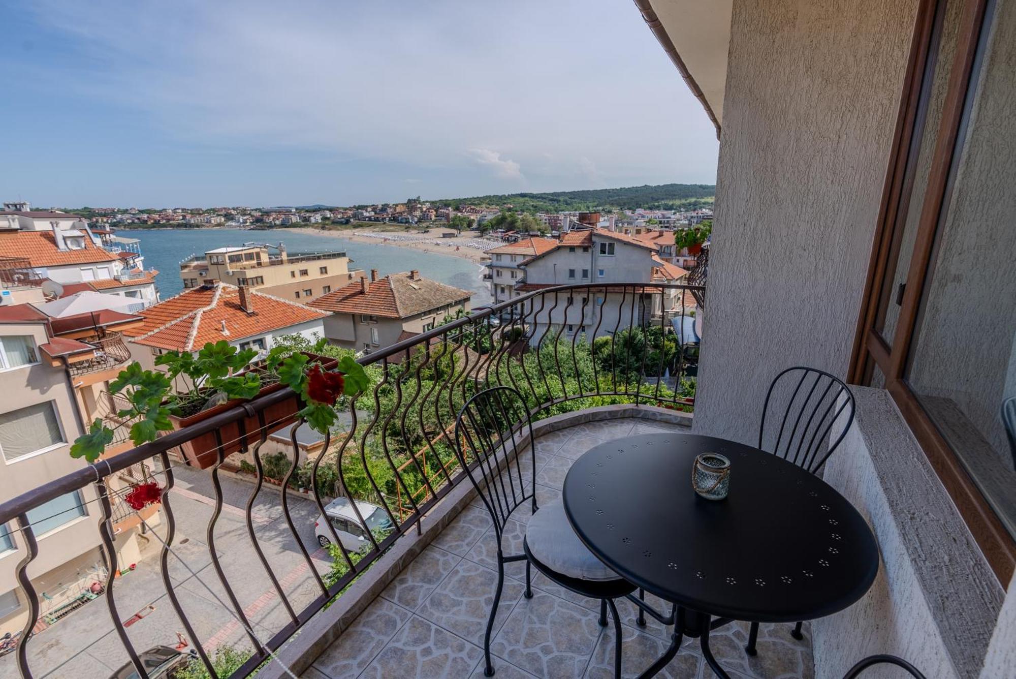 Kalina Guest Rooms Sozopol Ngoại thất bức ảnh