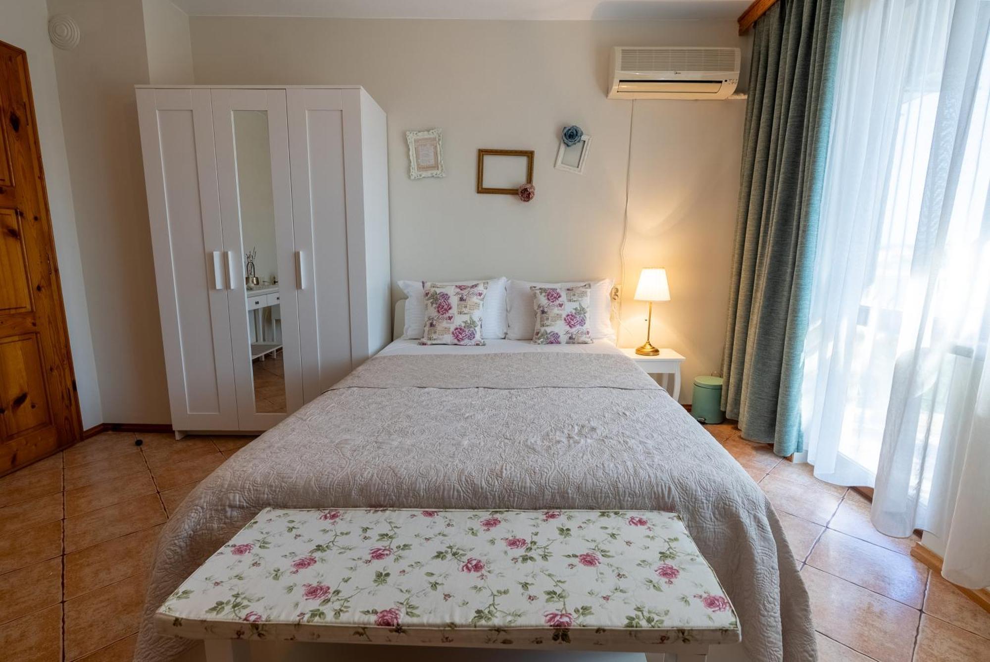 Kalina Guest Rooms Sozopol Ngoại thất bức ảnh